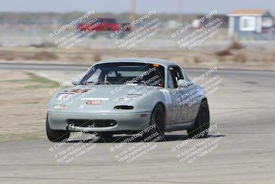 media/Oct-25-2025-CalClub SCCA (Sat) [[34c778dfbe]]/Group 4/Qualifying/